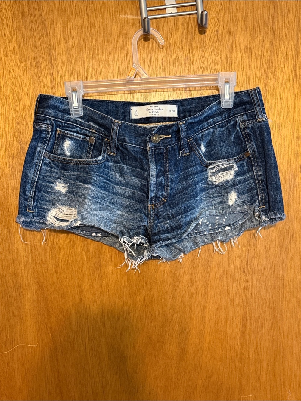 Abercrombie & Fitch Distressed Denim Cutoff Shorts Indigo Blue Like New 6